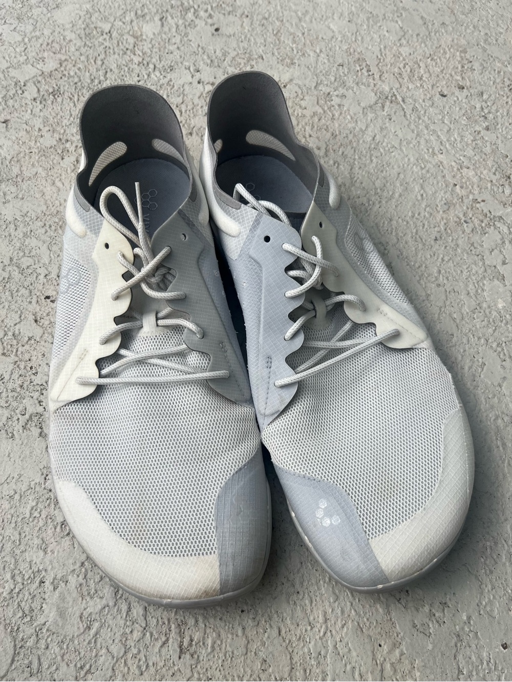 Vivobarefoot Primus Mens Barefoot Running Shoes White/gray EUR 48